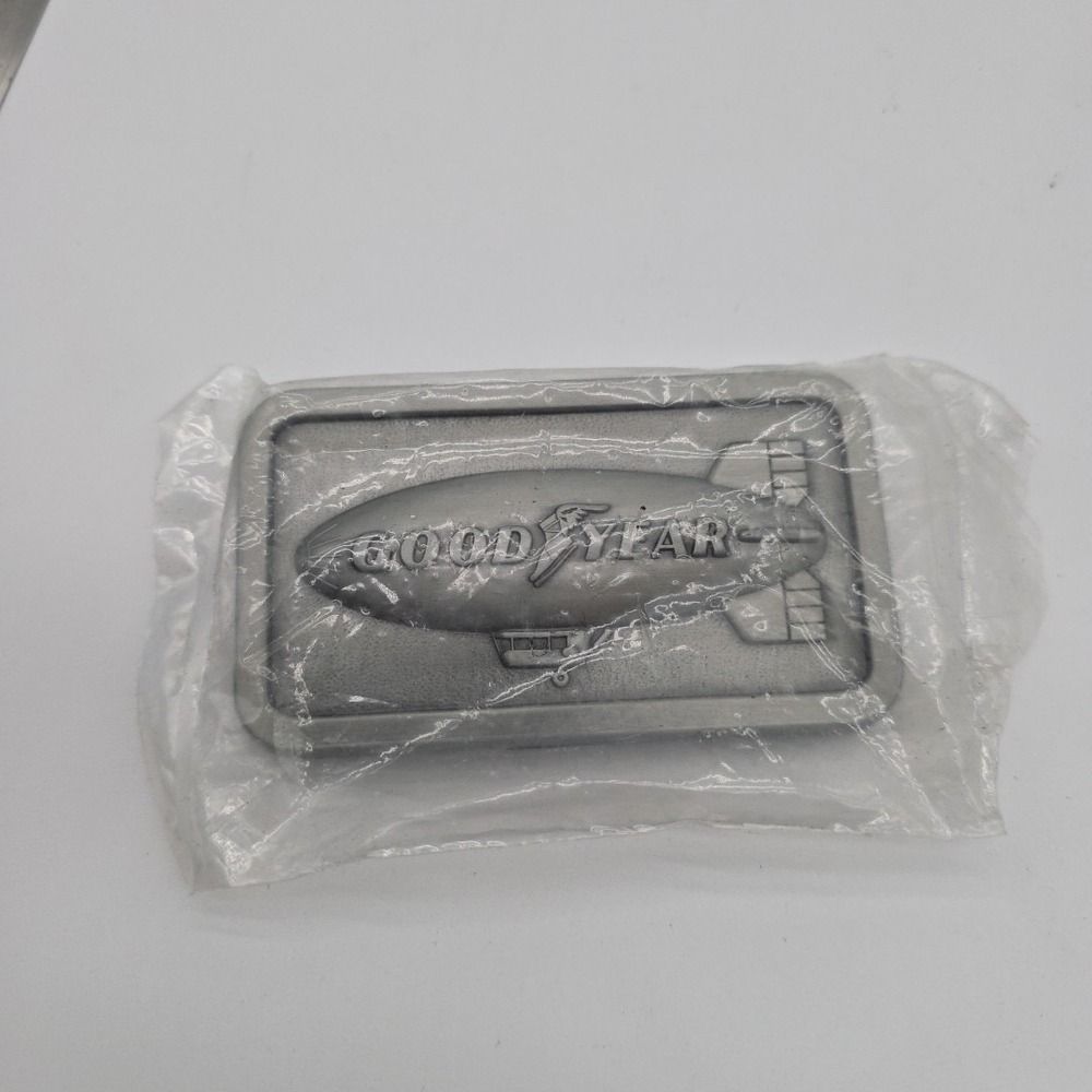 Vintage‎ 1974 Belt Buckle Good Year Tires & Rubber Co. Zeppelin Aircraft Blimp